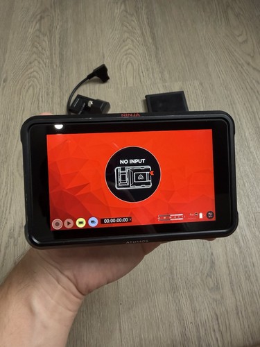 Atomos ninja touchscreen - v, 5"